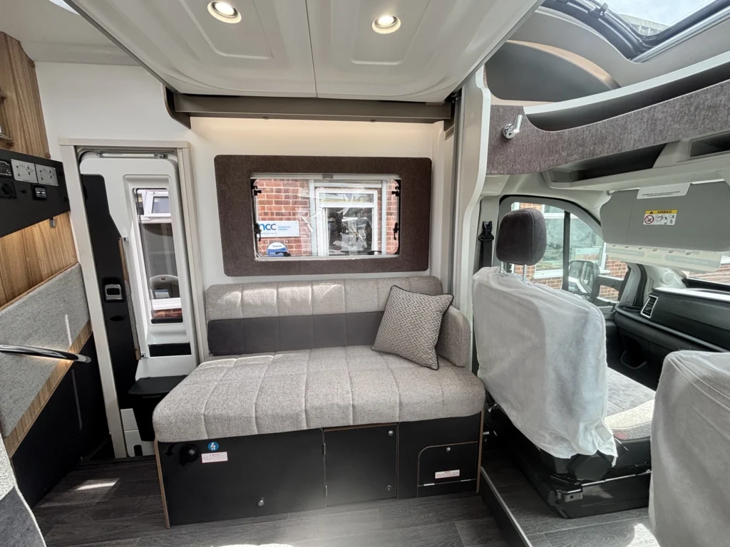 2000 Bailey Adamo Xl Dl