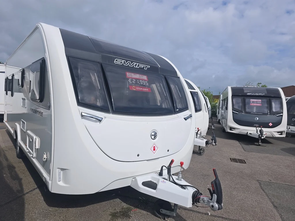 Swift Freestyle - Exterior - Front