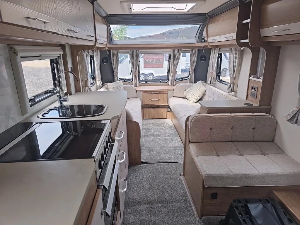 2000 Coachman Vip