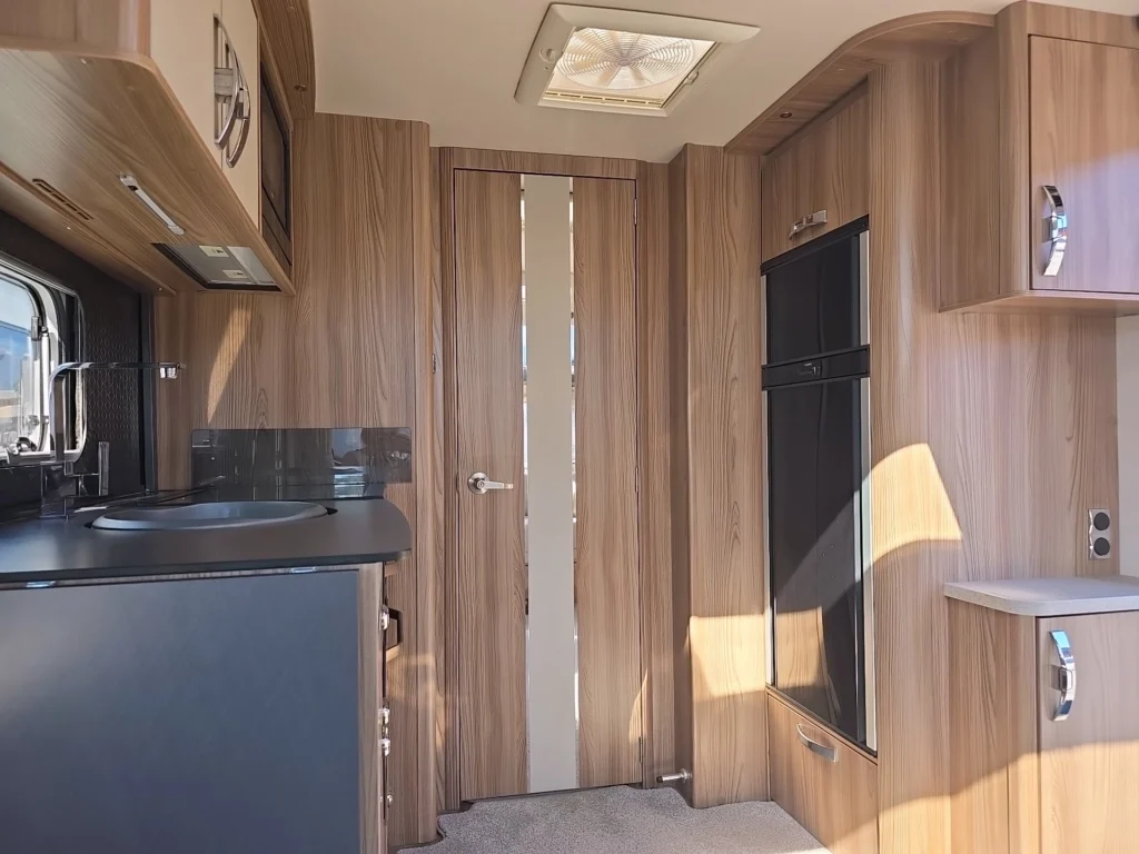 2000 Bailey Used 2022 Elegance 850 Grande