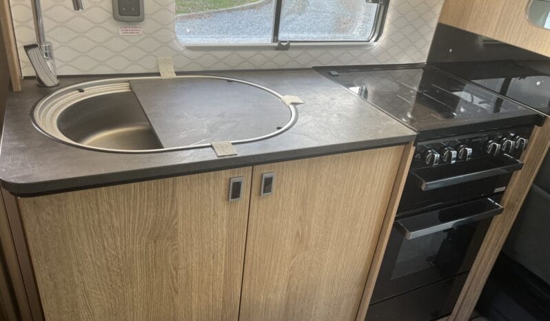 Auto-Trail Apache 700