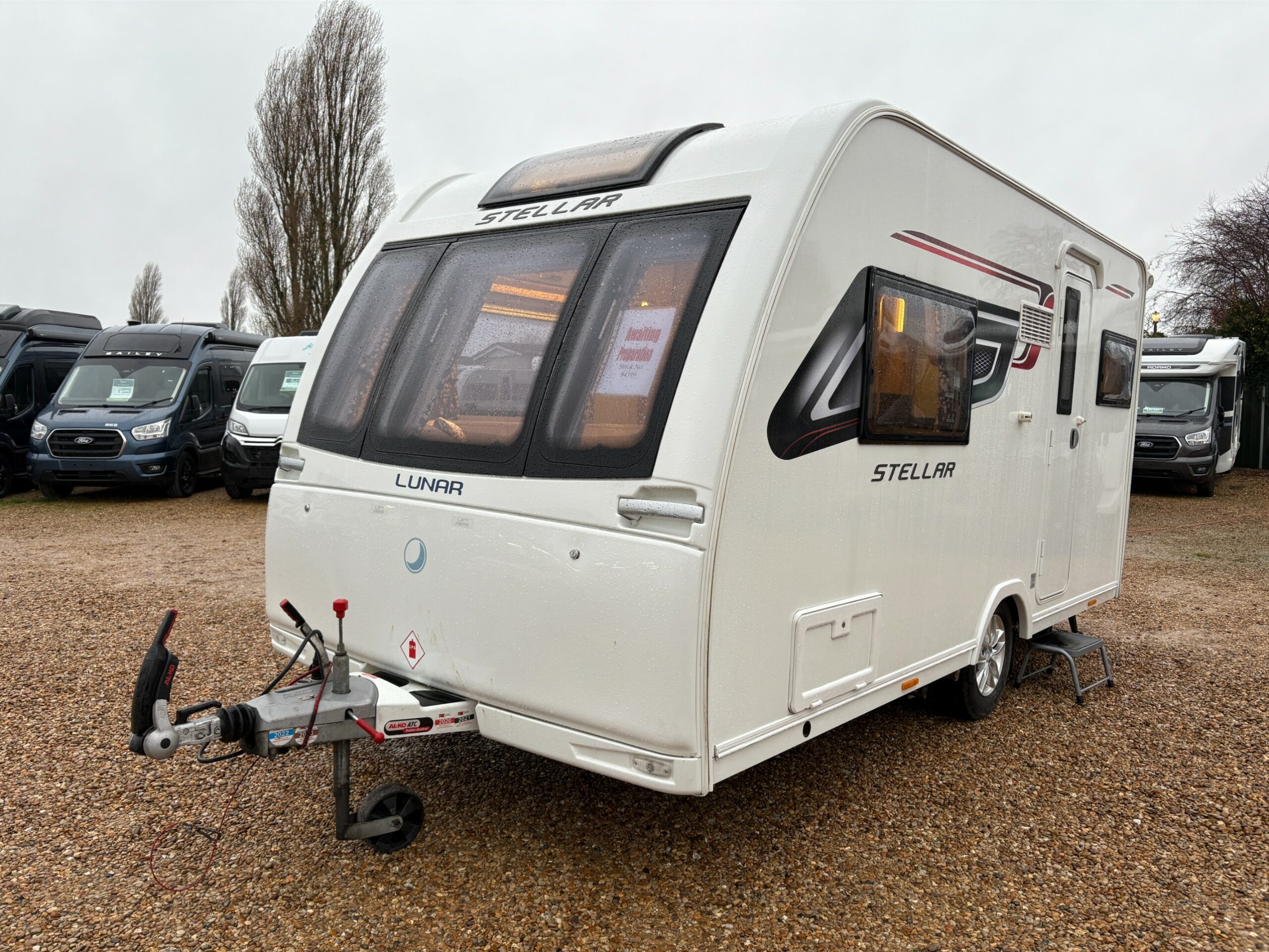 2019 Lunar Stellar – Lightweight 2-Berth Caravan with 1350kg MTPLM - Exterior - Front