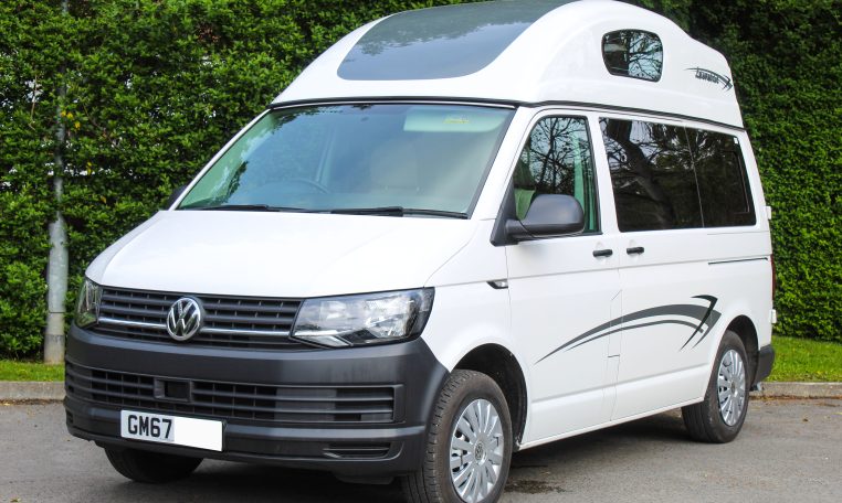 Volkswagen T6 SWB - Exterior - Front