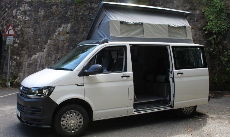 Volkswagen T6 SWB - Exterior - Side