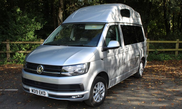Volkswagen T6 SWB - Exterior - Front