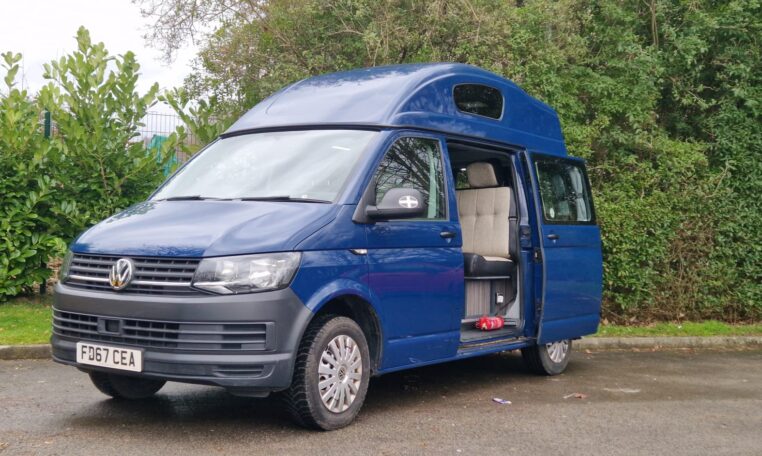 Volkswagen T6 SWB - Exterior - Front