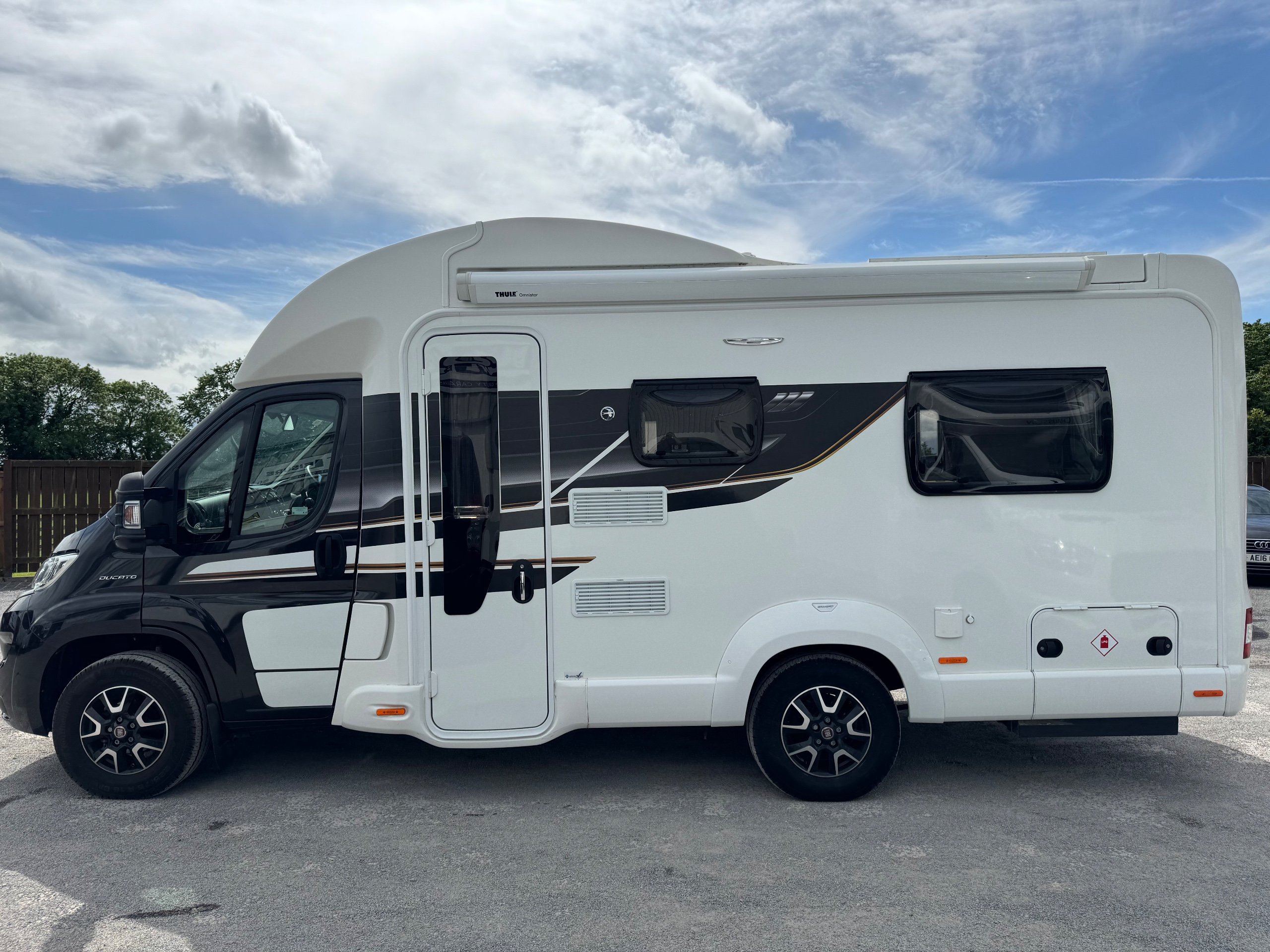 2019 Bessacarr 562