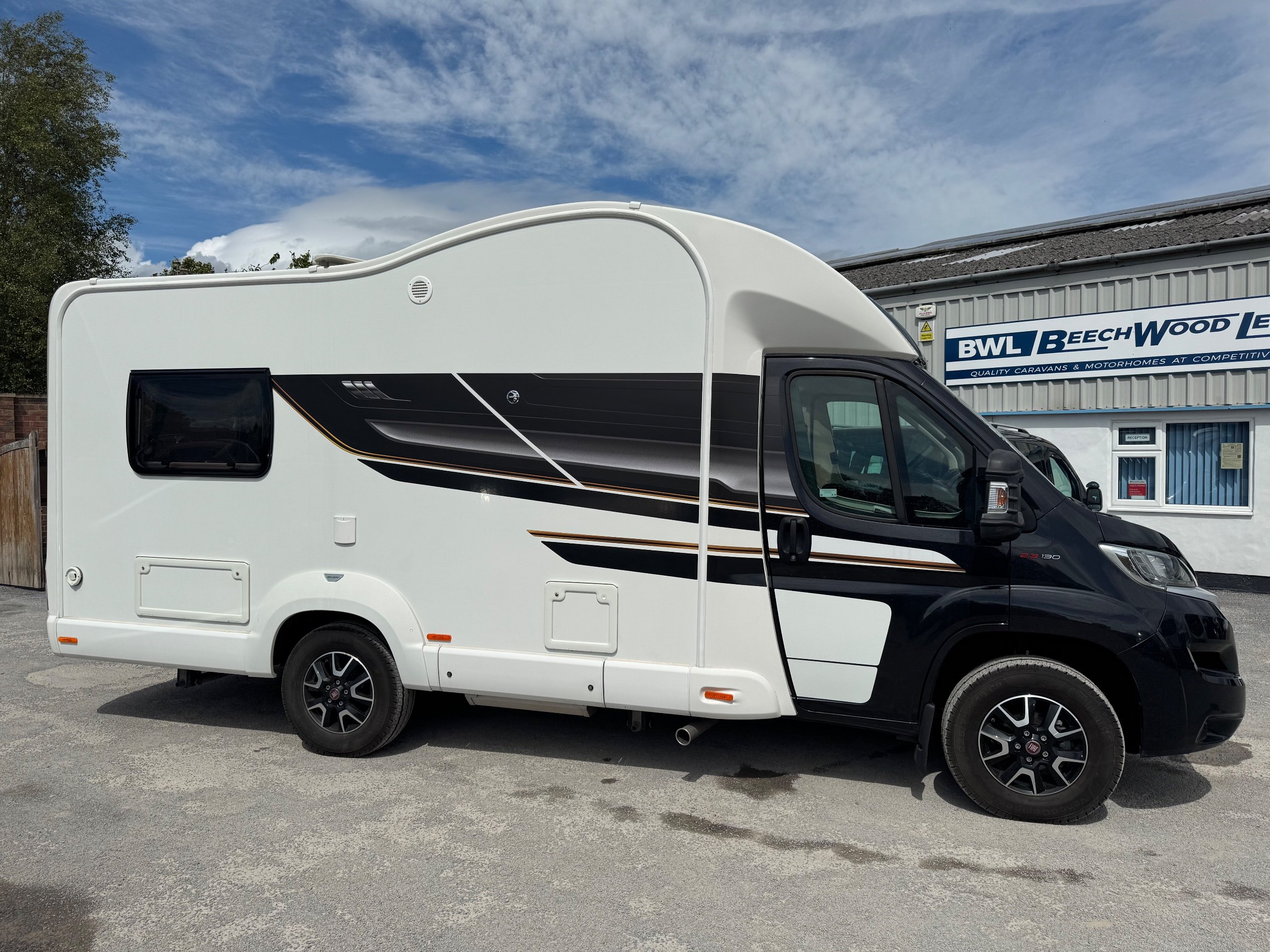2019 Bessacarr 562