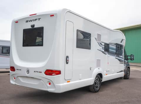 Fiat Swift Escape 674 (2024) 180BHP Automatic 6-Berth Motorhome
