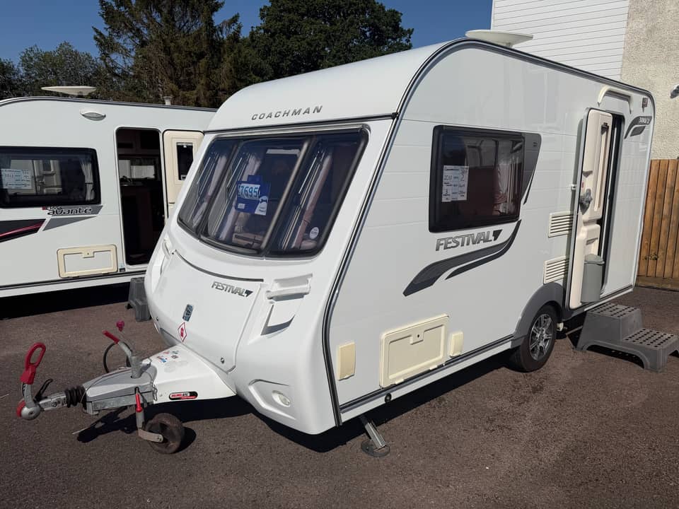 Coachman Festival 380 - Exterior - Front