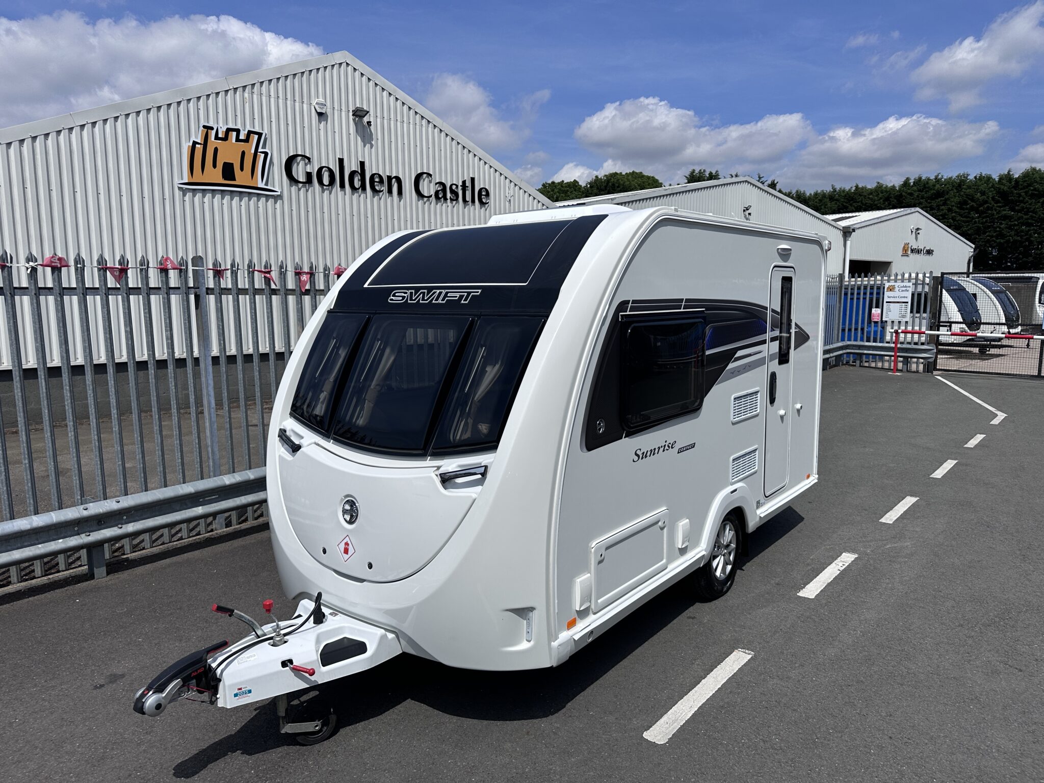 Swift Sunrise Compact – 2024 Caravan