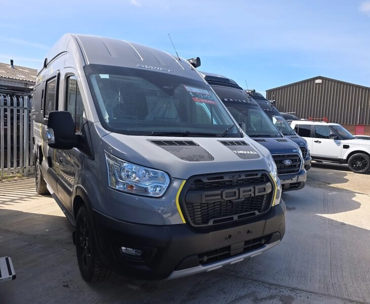 Swift Trekker