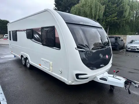 Swift Conqueror 645