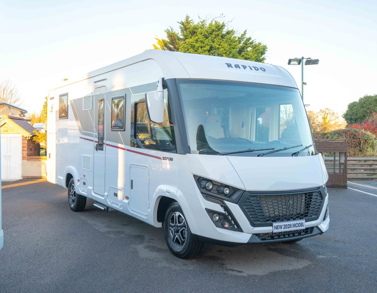 Rapido 8096dF 180BHP Auto Heavy