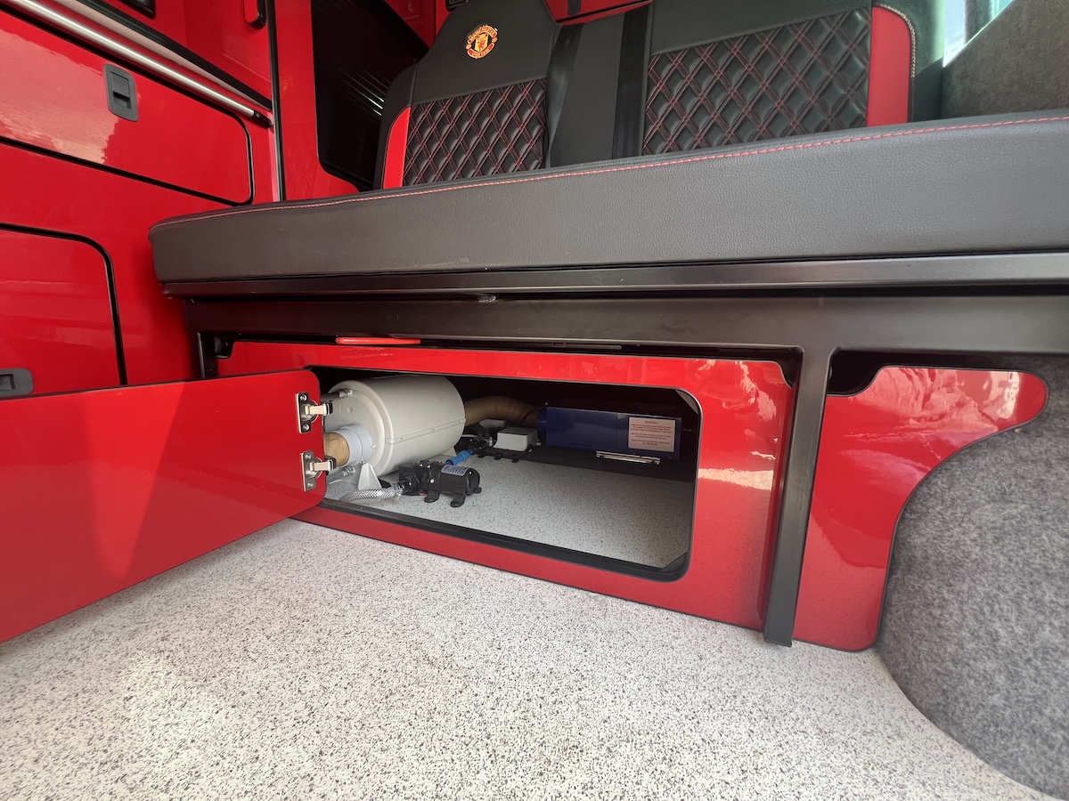 Volkswagen T6.1 T32 Sportline BiTurbo Campervan