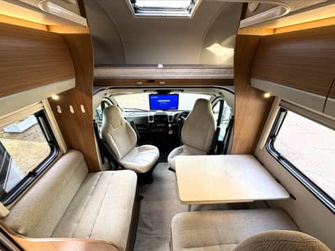 Auto-Trail Imala 730