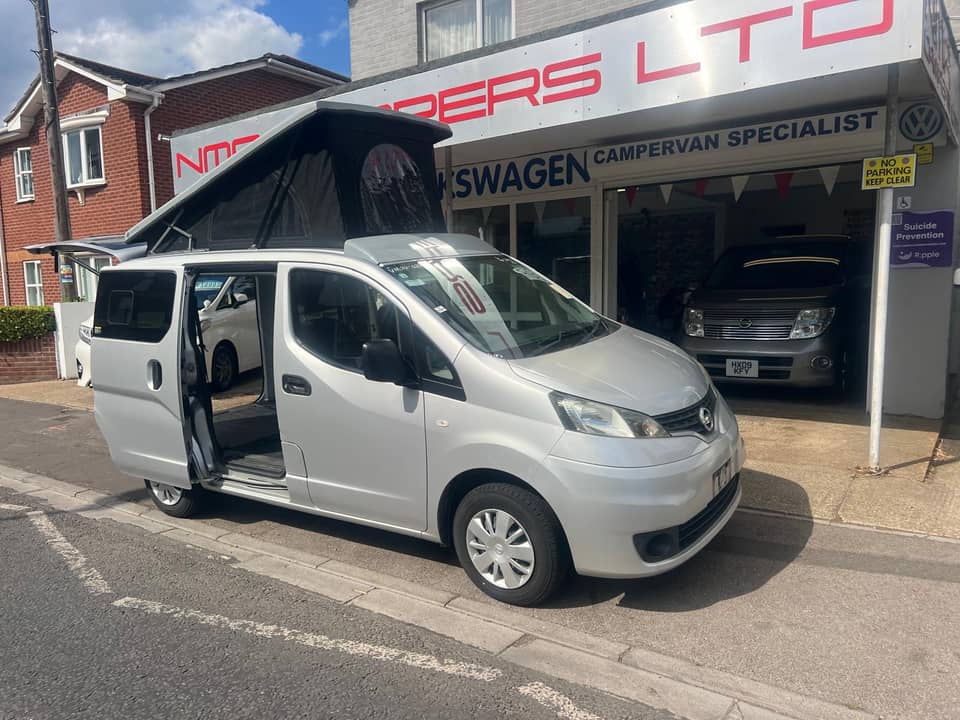 Nissan NV200 1.6 Petrol Automatic 5 Seat Low Miles, Pop top roof with bed boards, IDEAL BASE VEHICLE FOR A CAMPER CONVERSION - Exterior - Front