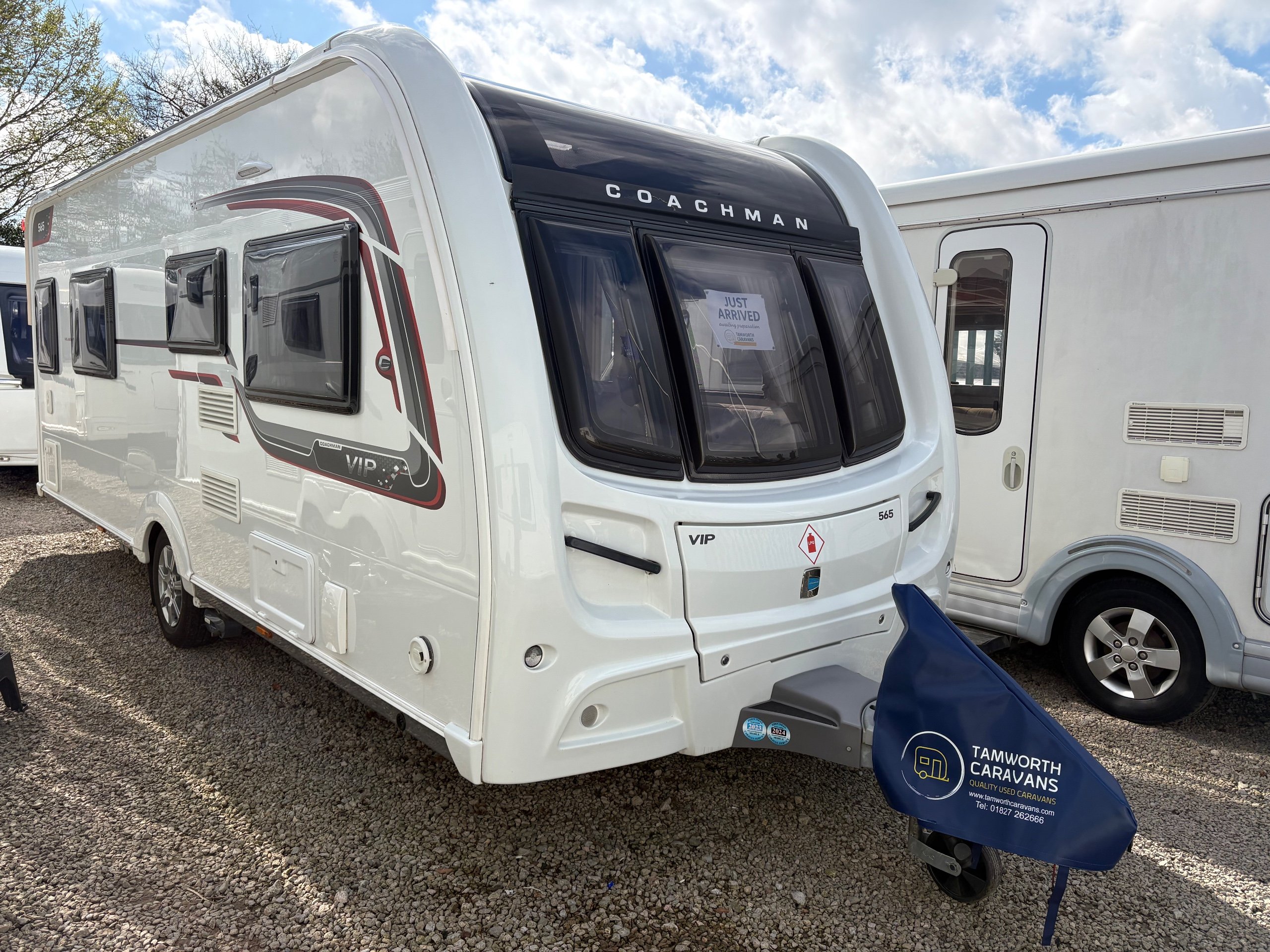 Coachman VIP 565