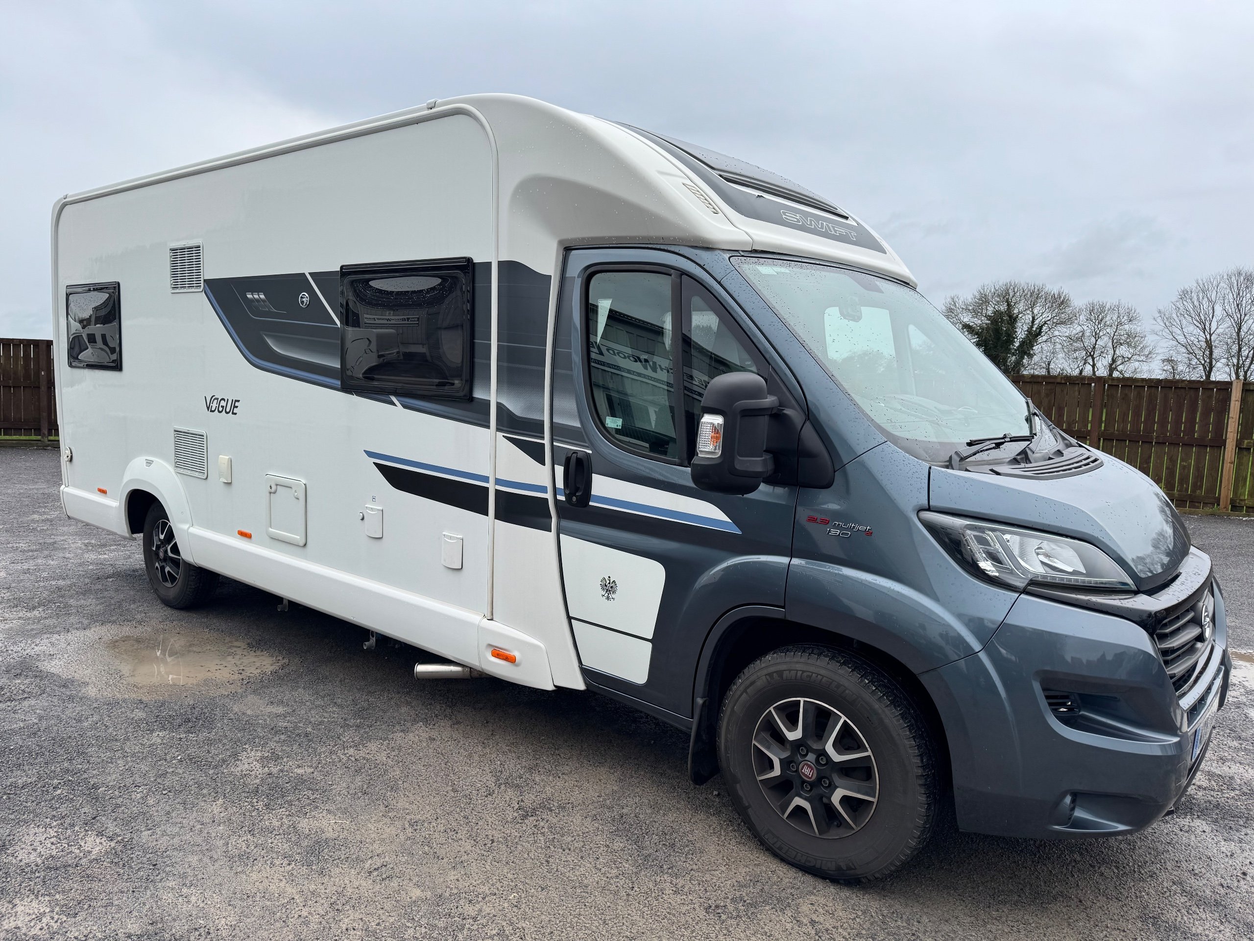 2017 Swift Vogue 674