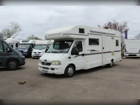 2005 Lunar Roadstar 720