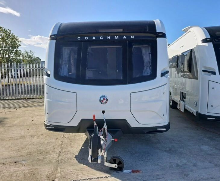 Coachman Vip 545