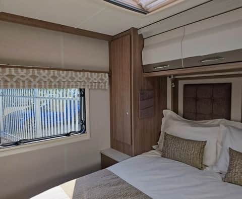 Coachman Vip 545