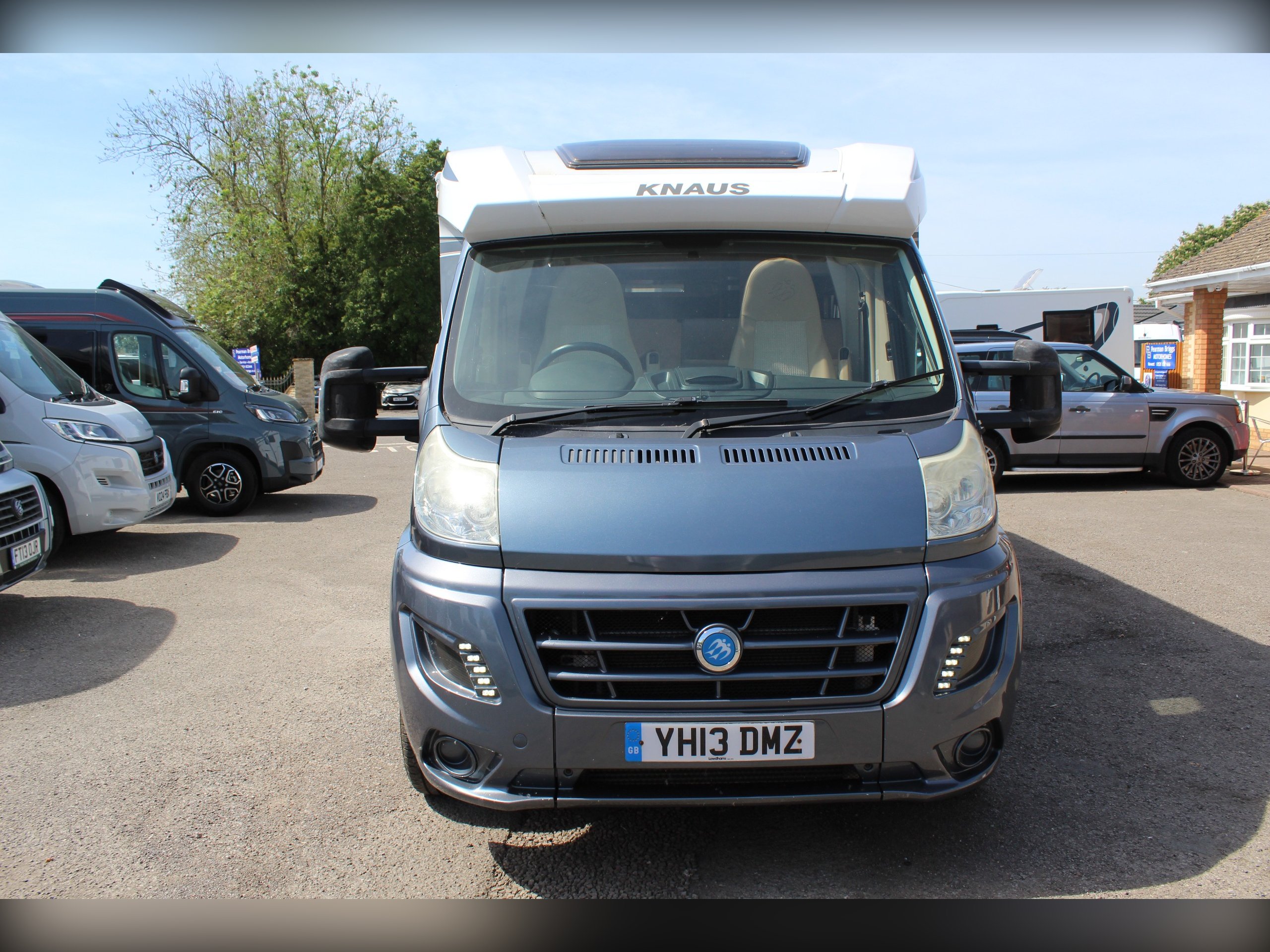 2013 Knaus Sky TI 700