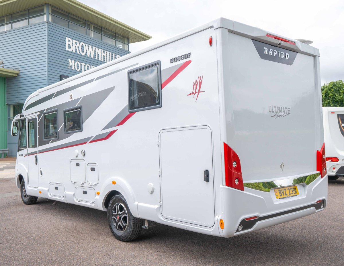Rapido 8096DF Ultimate Line 180BHP Auto