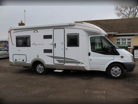 2008 Burstner Nexxo T660
