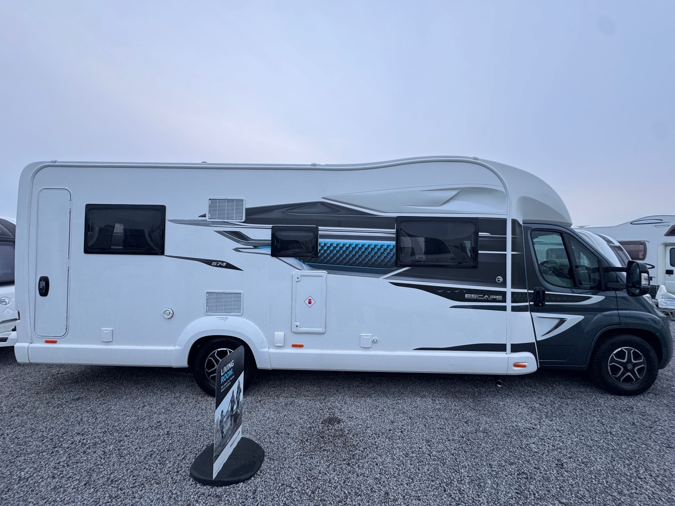 2024 Swift Escape 674