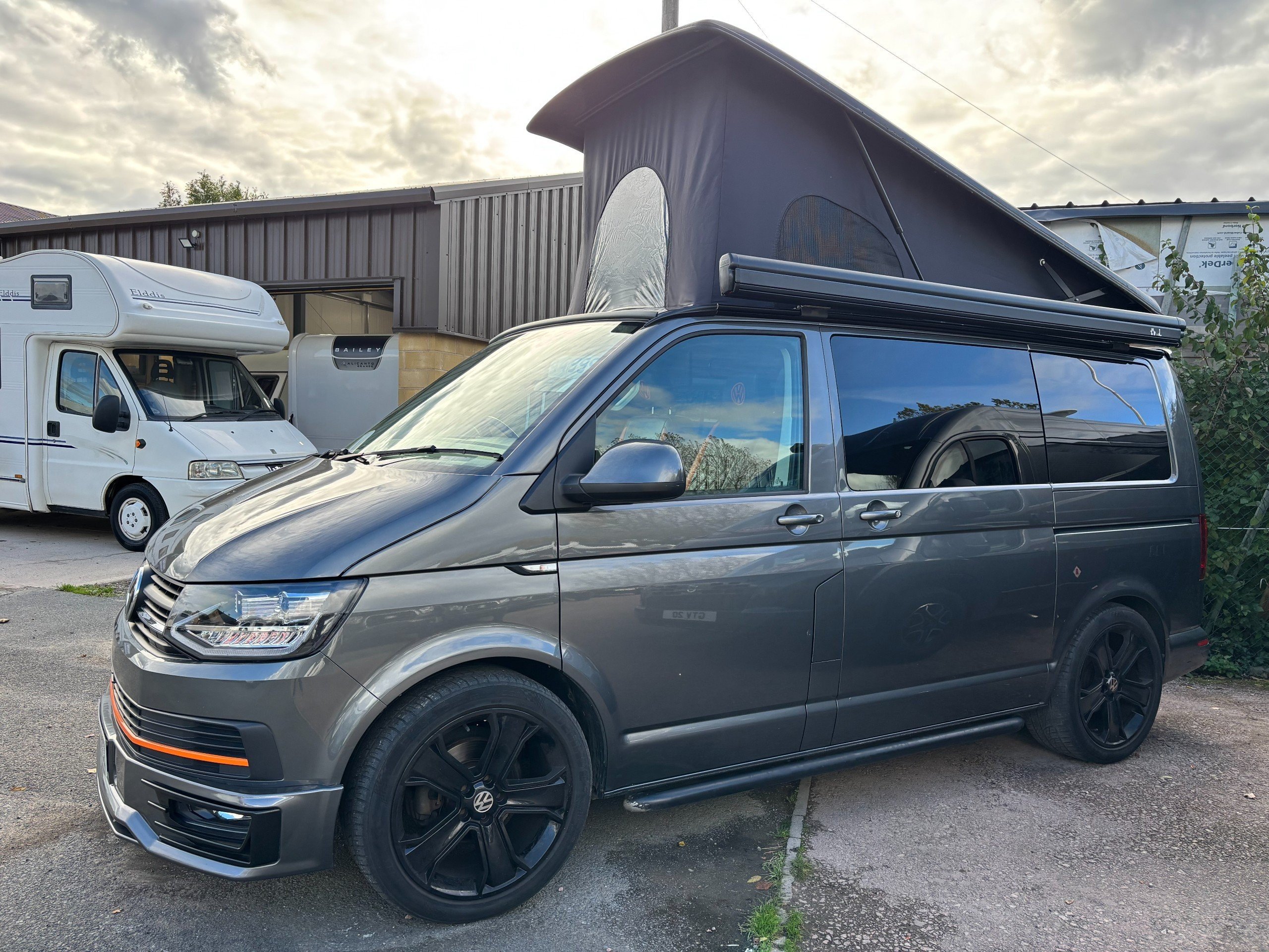 2017 Volkswagen Transporter T28 Pop Top Campervan