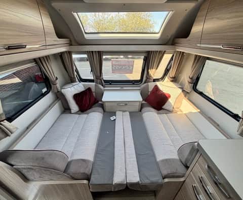 Elddis Crusader Mistral