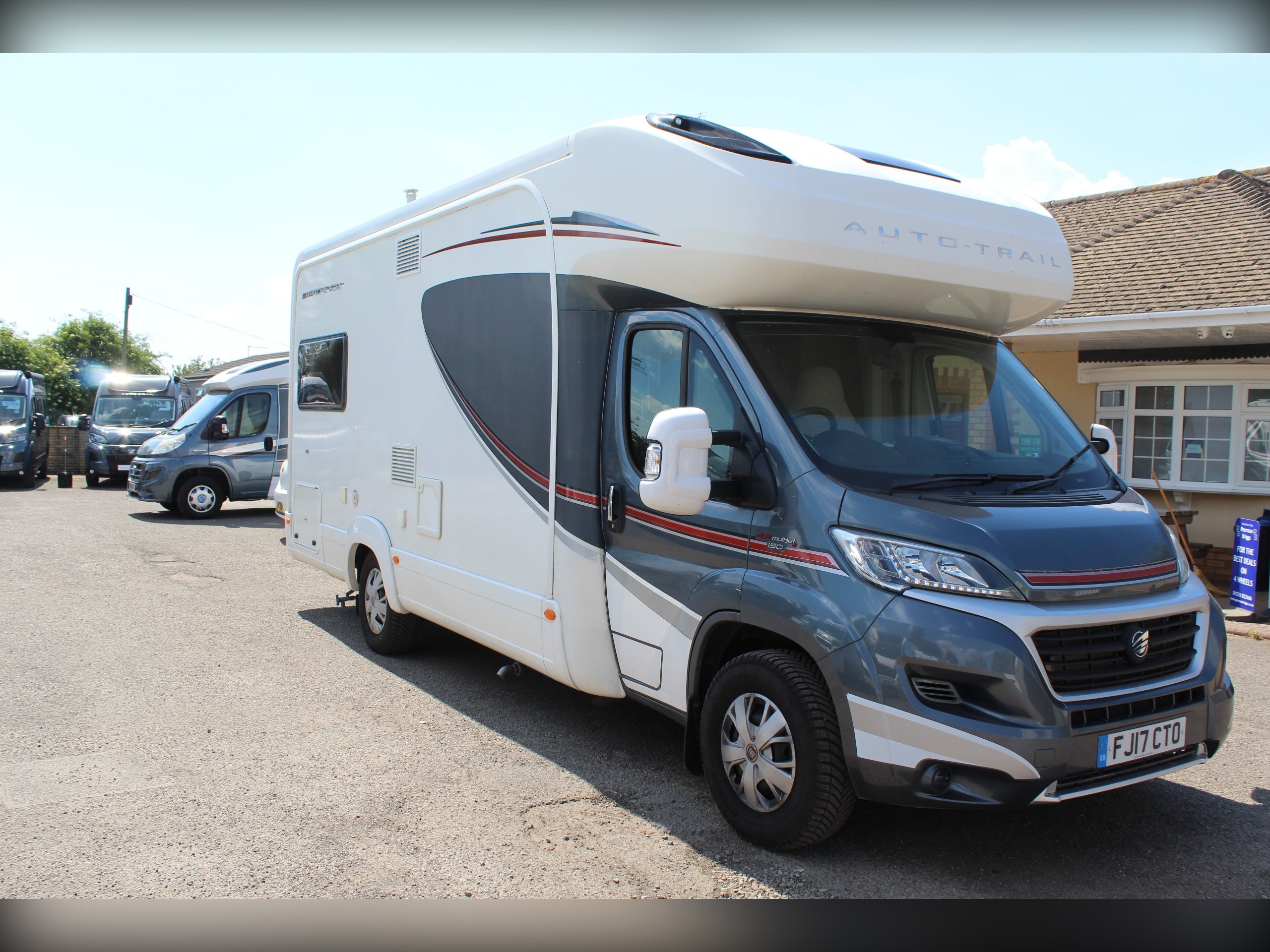 2017 Auto-Trail Apache 634 AUTOMATIC