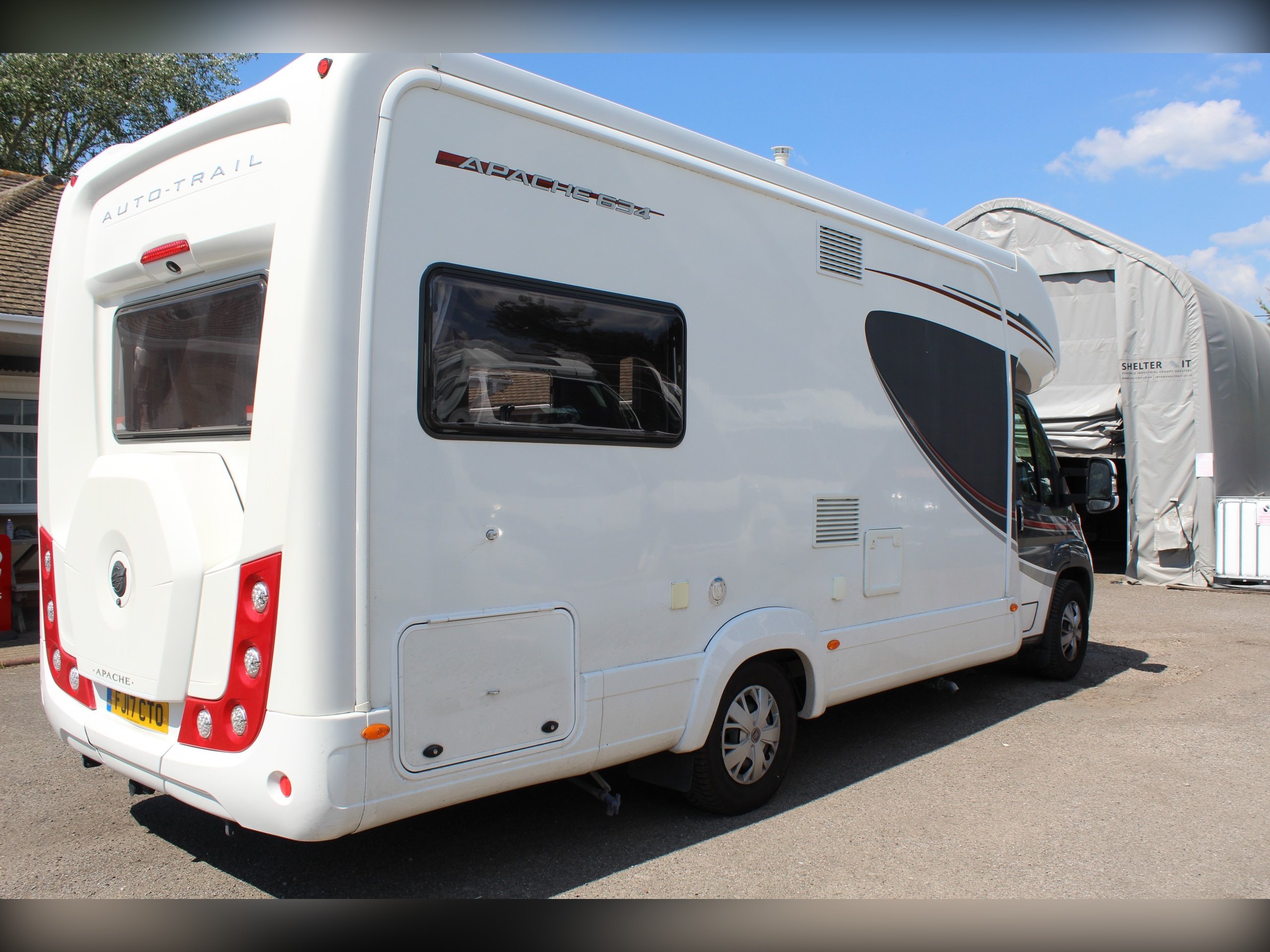 2017 Auto-Trail Apache 634 AUTOMATIC