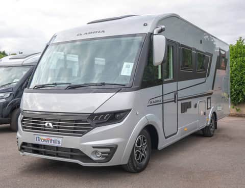 2026 Adria Sonic Supreme 700 DL 180BHP Auto