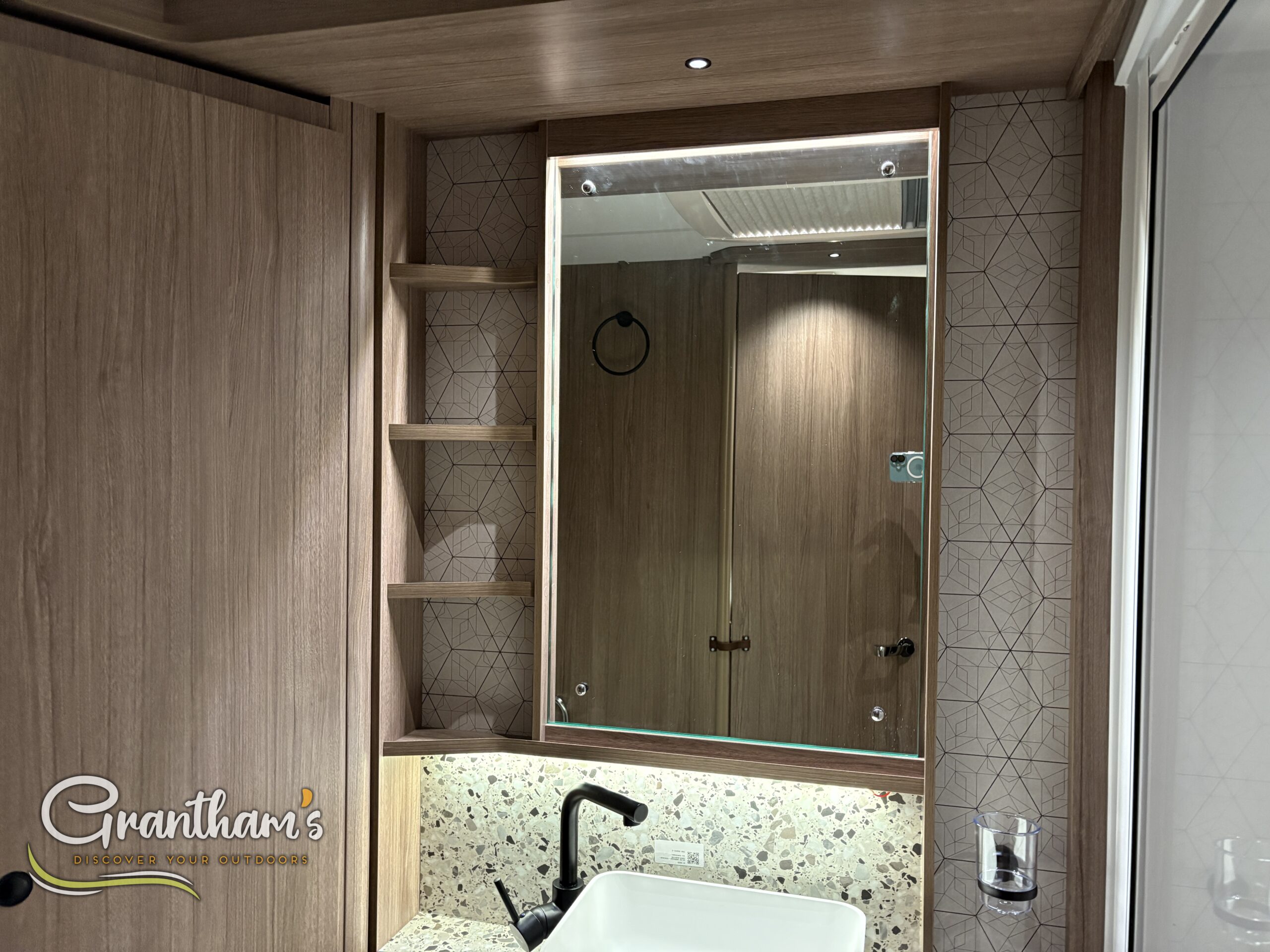 Coachman Acadia