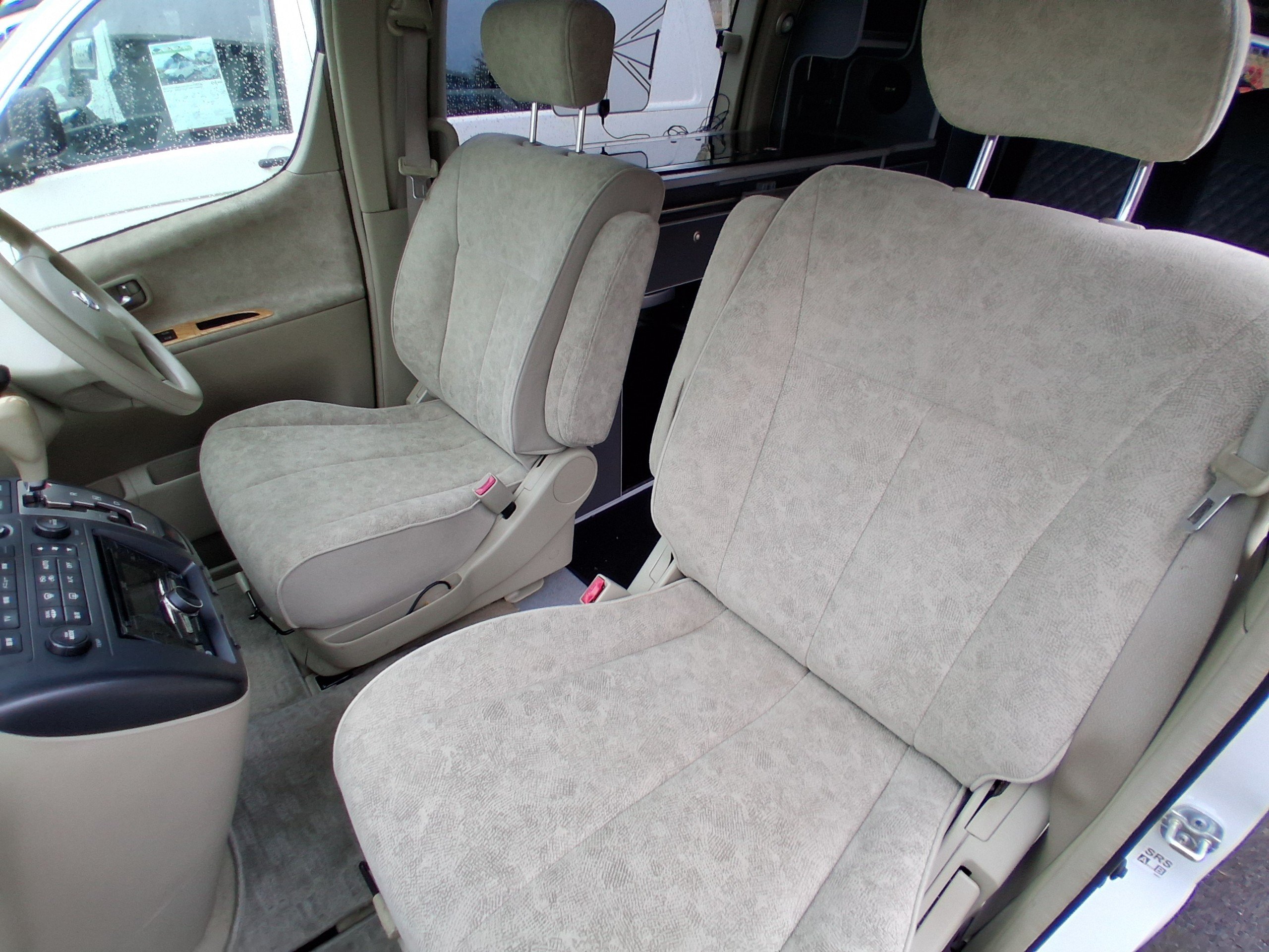 2003 Nissan Elgrand