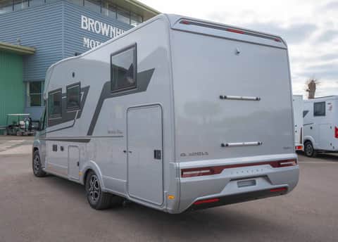 Adria Matrix Supreme 670 SL 2024 180BHP Automatic 4 Berth