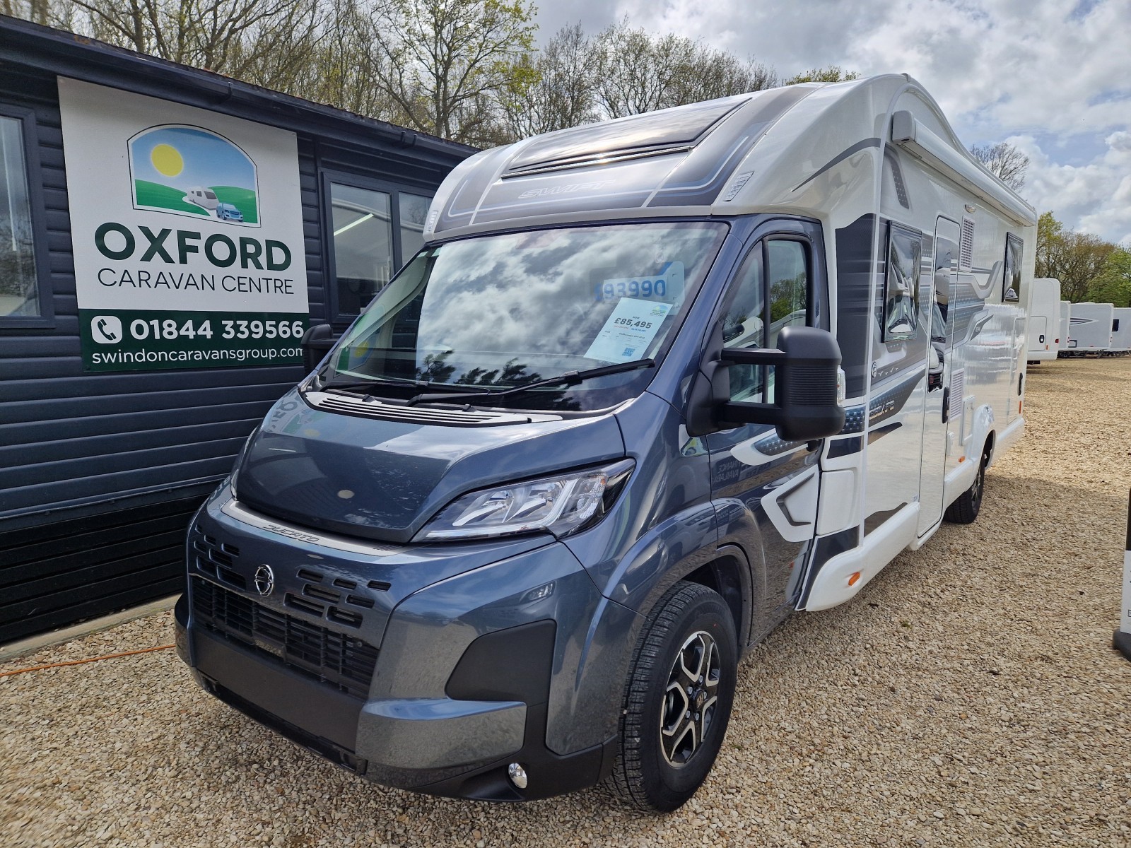 Swift Escape 694