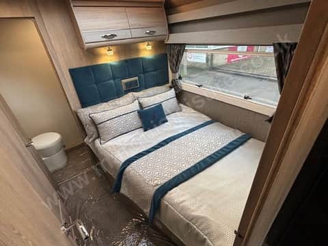 Auto-Sleepers BURFORD