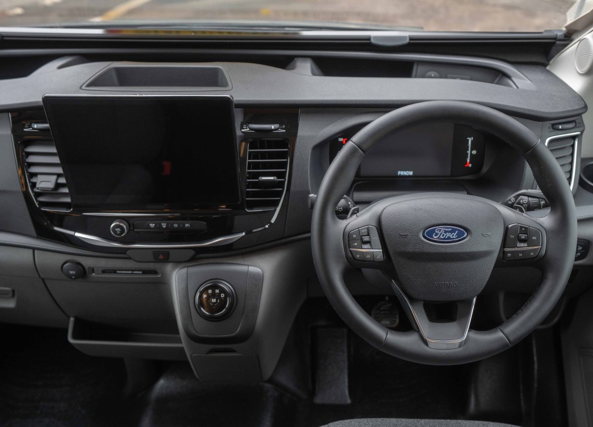 Swift Voyager 584 165BHP Auto
