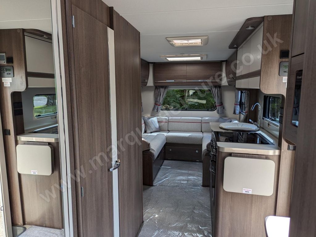 ELDDIS MAJESTIC 295