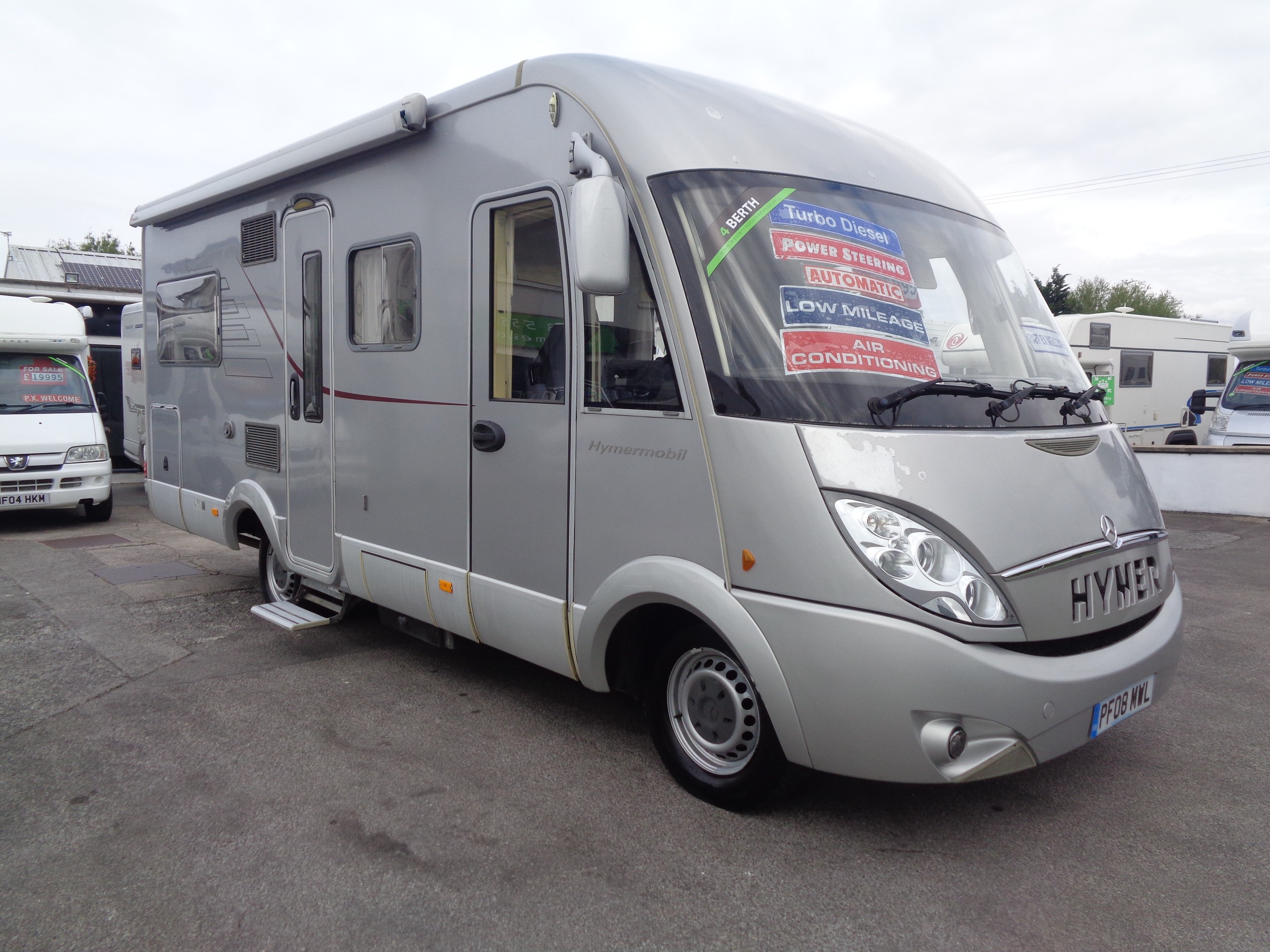 Hymer B655 4 Berth Mercedes-Benz (Automatic)