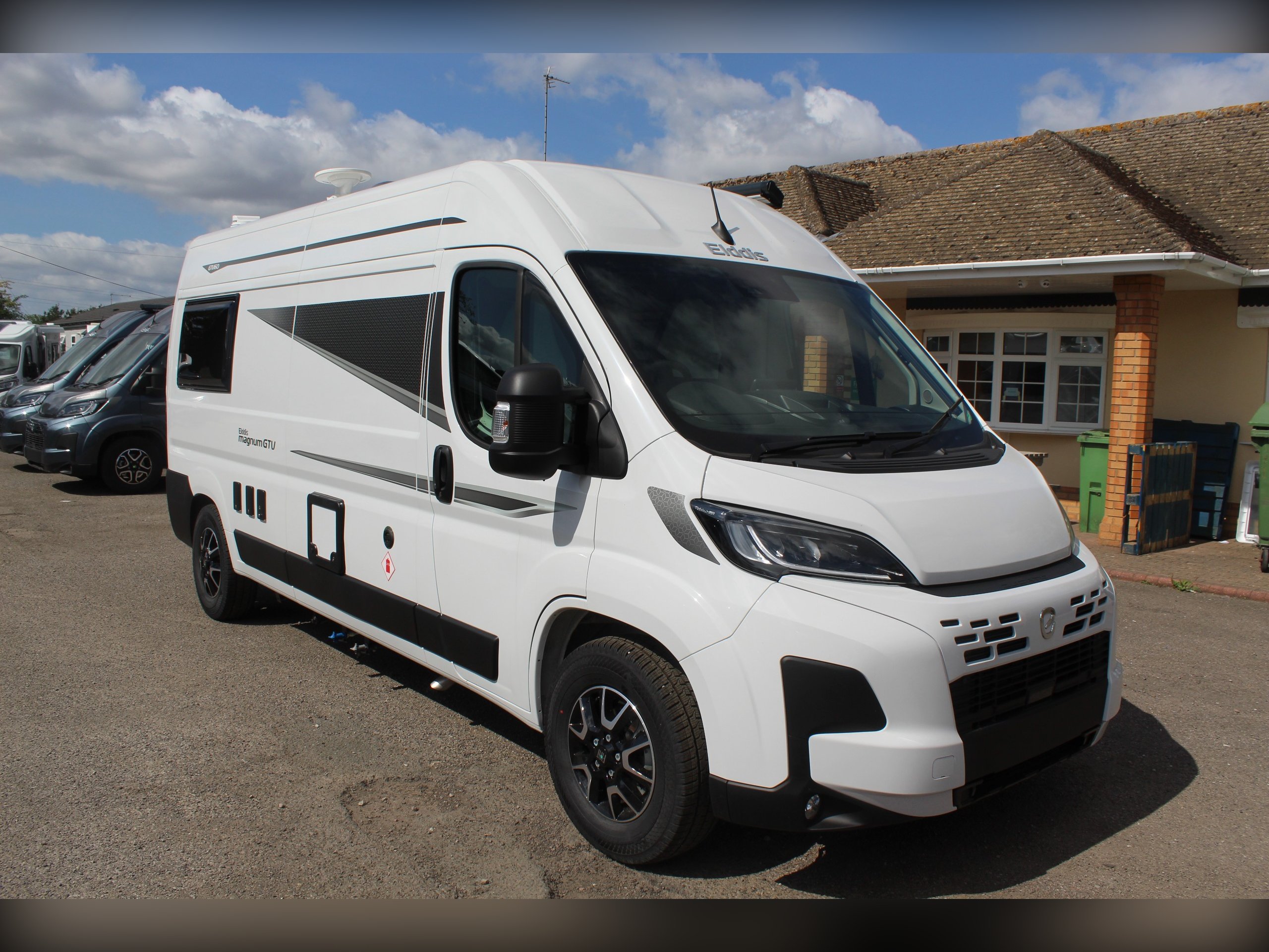 2025 Elddis Autoquest CV60 Magnum GTV