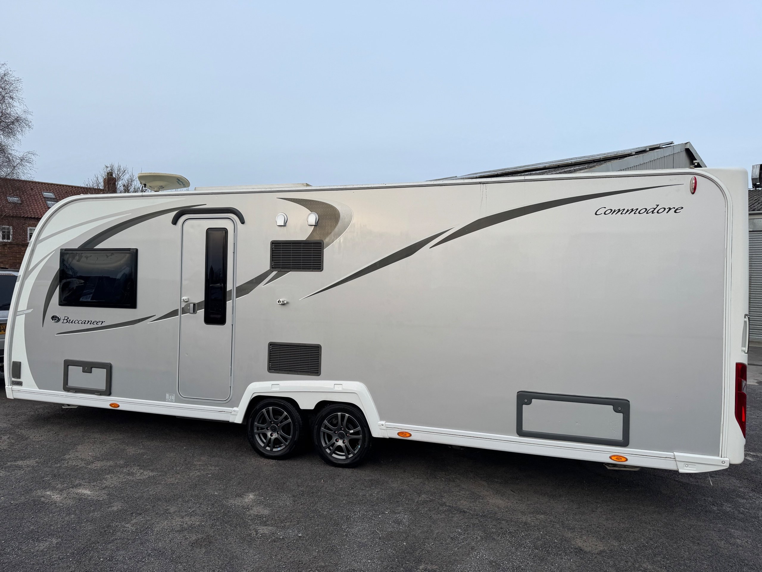 2017 Buccaneer Commodore