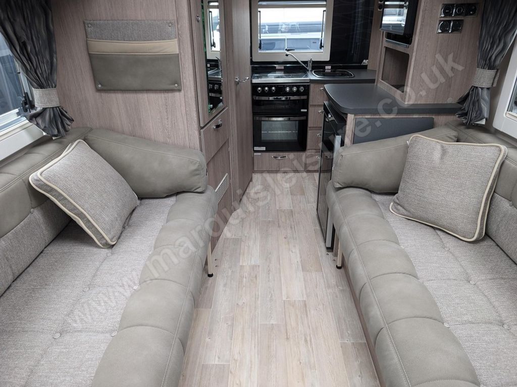 AUTO SLEEPERS BOURTON LP