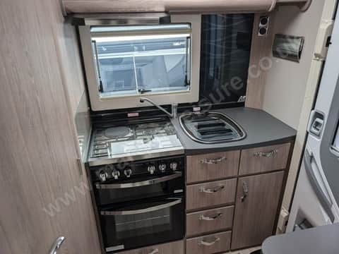 Auto-Sleepers BOURTON LP