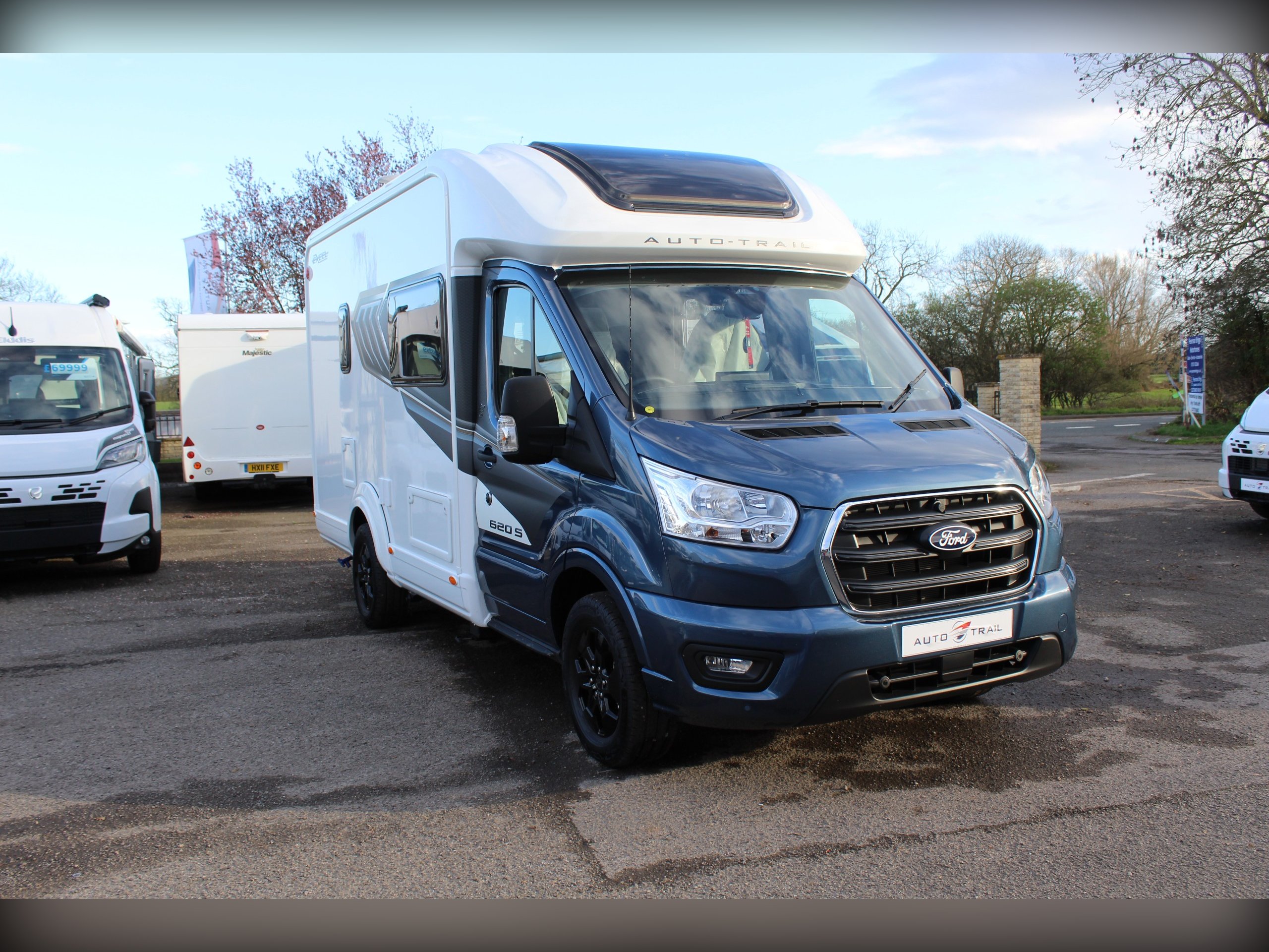 2026 Auto-Trail Excel 620s Chrome Blue