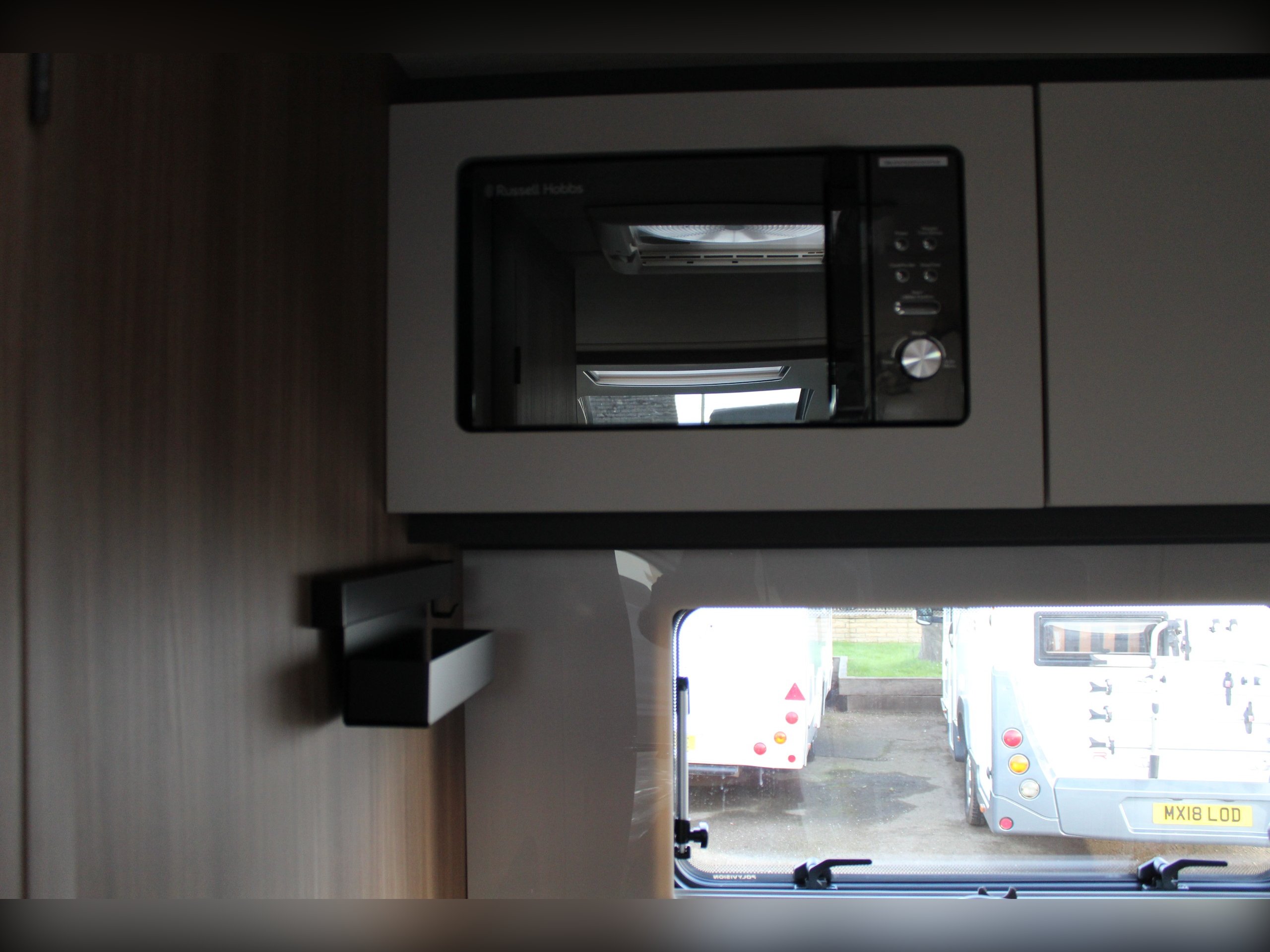 Auto-Trail Excel 620s Chrome Blue