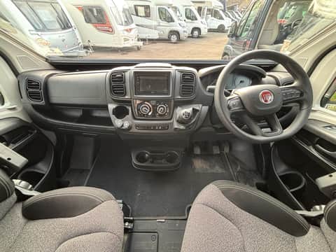 Auto-Trail Expedition 67